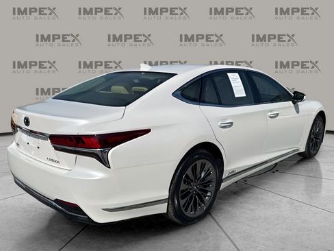 Used 2018 Lexus LS 500h w/ Luxury Package image 5