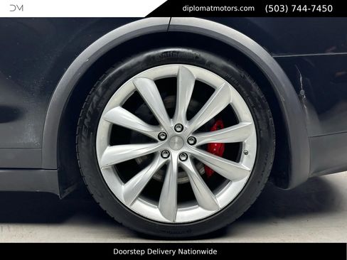 Used 2017 Tesla Model X P100D image 41