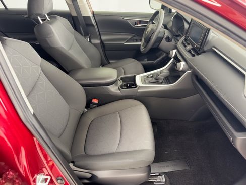 Used 2022 Toyota RAV4 XLE w/ Convenience Package AWD/4WD image 30