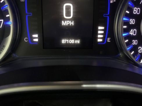 Used 2015 Chrysler 200 Limited w/ Convenience Group image 58