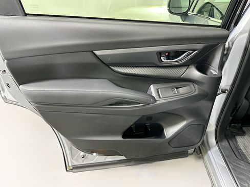 Used 2025 Subaru Ascent Premium image 26