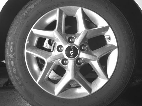 Used 2025 Kia Soul LX w/ LX Technology Package FWD image 15