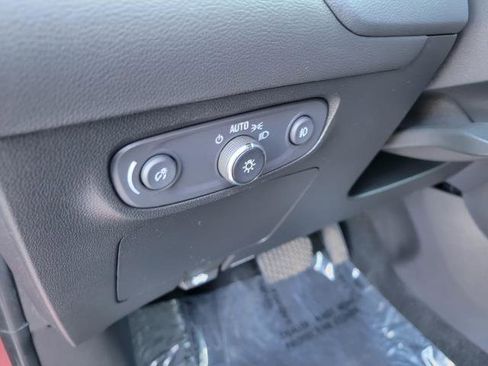 Used 2021 Buick Encore GX Select w/ Sport Touring Package image 21