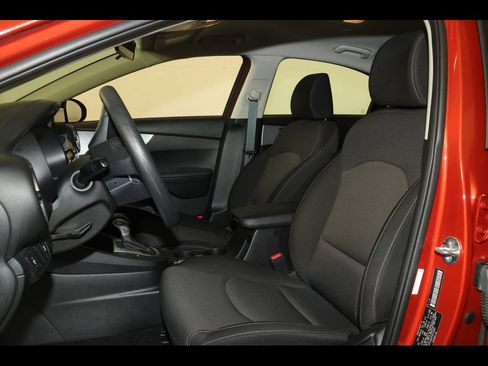 Used 2023 Kia Forte LXS FWD image 12