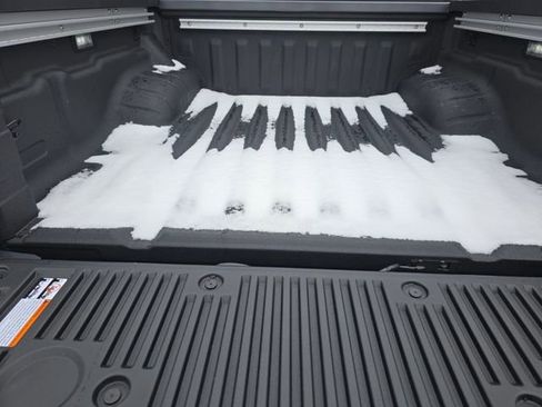 New 2026 Nissan Frontier PRO-4X image 23