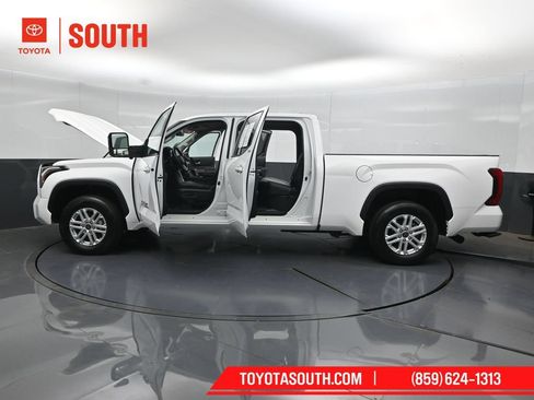 Used 2023 Toyota Tundra SR5 w/ SR5 Premium Package AWD/4WD image 57