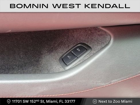 Used 2021 Chevrolet Corvette Stingray Coupe w/ Z51 Performance Package image 29