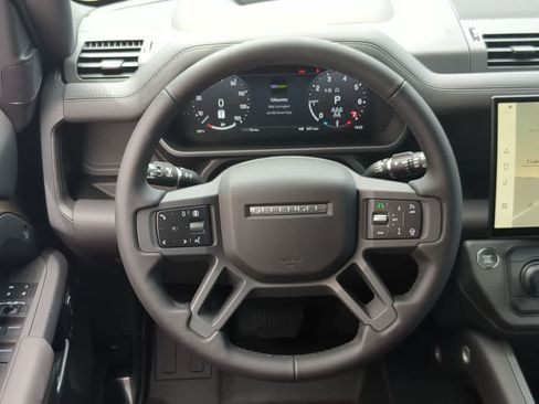 New 2026 Land Rover Defender 110 X-Dynamic SE AWD/4WD image 25