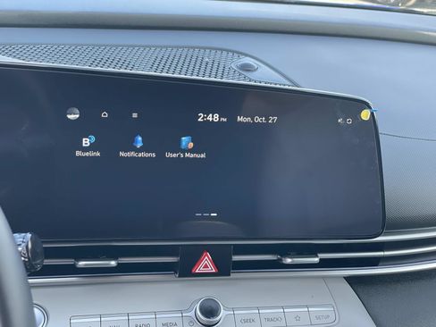 Certified 2023 Hyundai Elantra Limited image 13