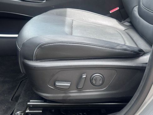 Used 2024 Hyundai Tucson Limited FWD image 28