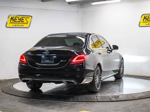 Used 2019 Mercedes-Benz C 300 Sedan image 4