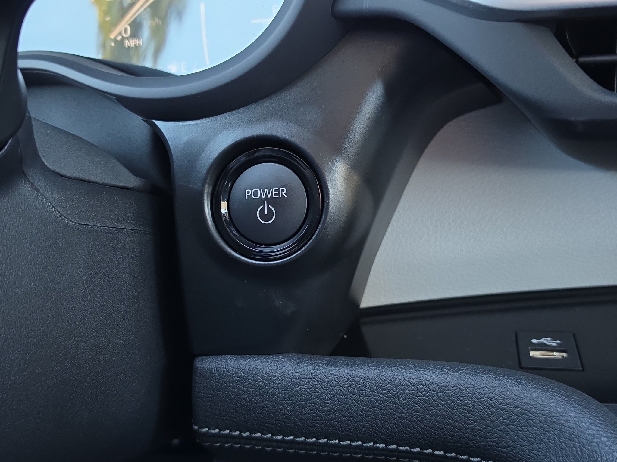 New 2026 Toyota Sienna XLE AWD/4WD image 30
