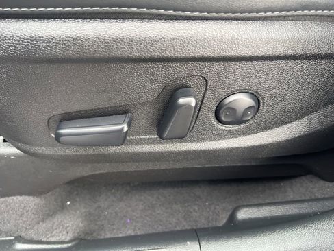 Certified 2023 Kia Telluride S w/ S Sunroof Package image 52