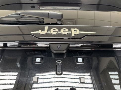 New 2026 Jeep Cherokee Overland image 20