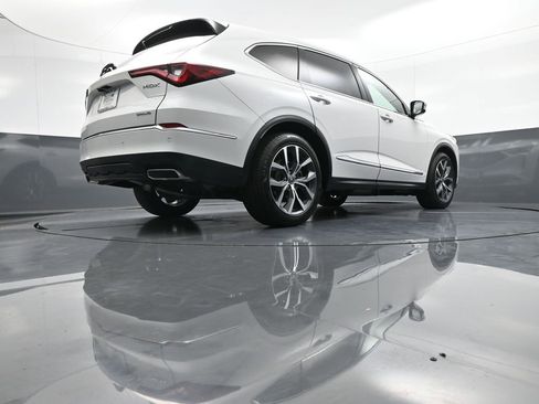 Used 2023 Acura MDX SH-AWD w/ Technology Package image 31