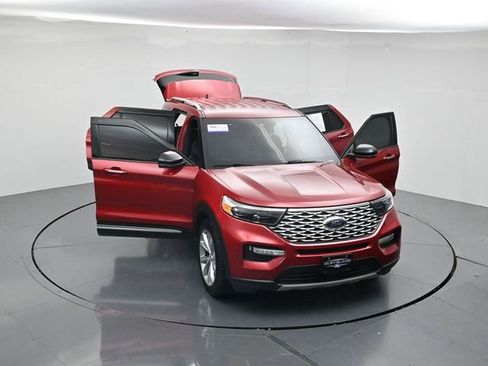 Certified 2021 Ford Explorer Platinum w/ Equipment Group 601A AWD/4WD image 51