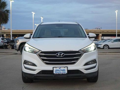 Used 2016 Hyundai Tucson SE w/ Option Group 02 image 6