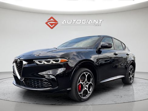 Used 2024 Alfa Romeo Tonale Ti AWD/4WD image 14