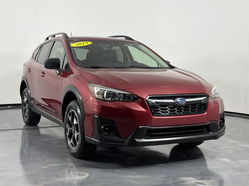 Used 2019 Subaru Crosstrek 2.0i AWD/4WD image 3