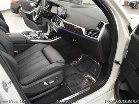 Used 2019 BMW X5 xDrive40i w/ M Sport Package AWD/4WD image 23