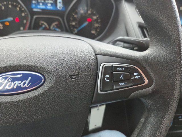 Used 2018 Ford Focus S FWD image 31