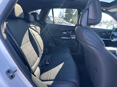 Used 2026 Mercedes-Benz GLC 300 4MATIC image 22