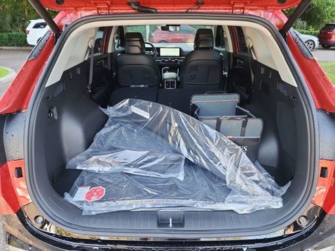 New 2026 Kia Sportage SX FWD image 7