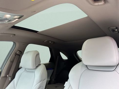 New 2026 Genesis GV70 2.5T Advanced AWD/4WD image 26