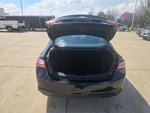 Used 2020 Chevrolet Malibu LT image 24