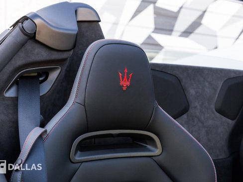 Used 2024 Maserati MC20 Cielo image 36