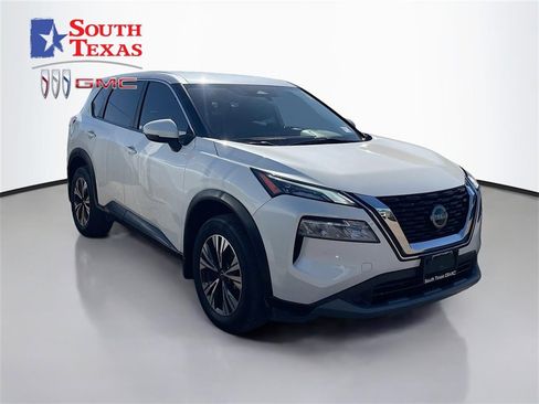 Used 2023 Nissan Rogue SV image 1