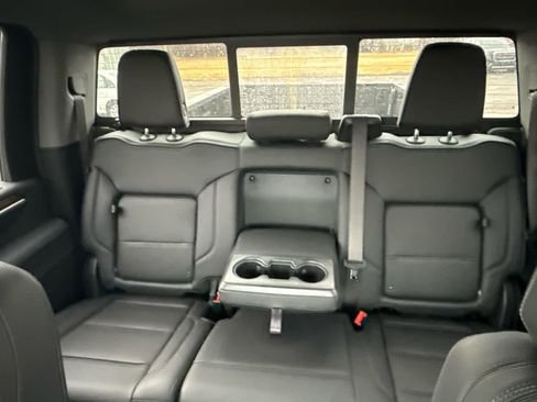 New 2025 GMC Sierra 2500 Denali w/ Denali Reserve Package image 24