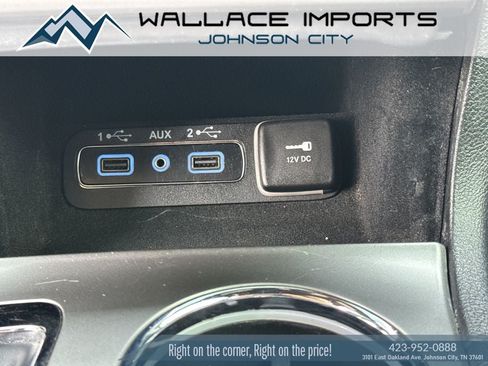 Used 2020 Jeep Grand Cherokee Altitude AWD/4WD image 27