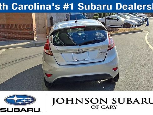 Used 2018 Ford Fiesta SE image 8