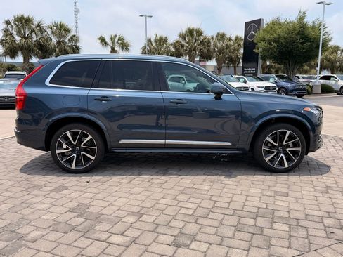 Used 2023 Volvo XC90 B5 Plus w/ Protection Package Premier AWD/4WD image 8