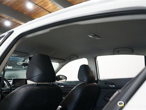 Used 2019 Nissan Altima 2.5 SR FWD image 29