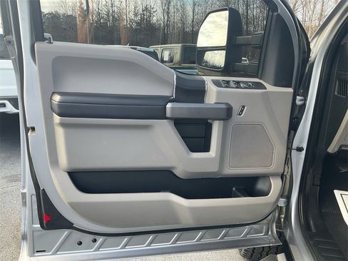 Used 2021 Ford F350 XLT w/ XLT Value Package image 14