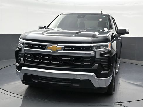 Used 2024 Chevrolet Silverado 1500 LT image 9