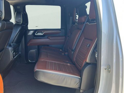 Used 2024 GMC Sierra 2500 Denali Ultimate AWD/4WD image 20