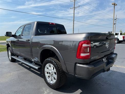 Used 2022 RAM 2500 Laramie AWD/4WD image 9