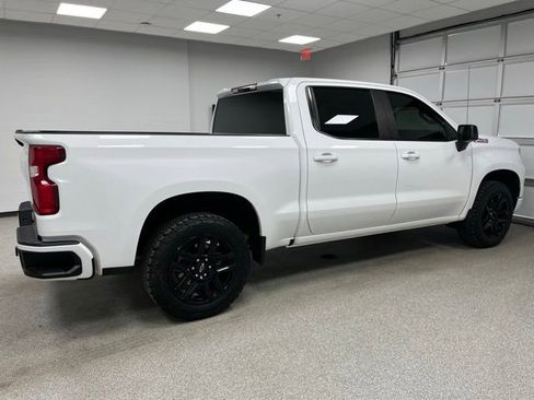 Used 2022 Chevrolet Silverado 1500 RST AWD/4WD image 18