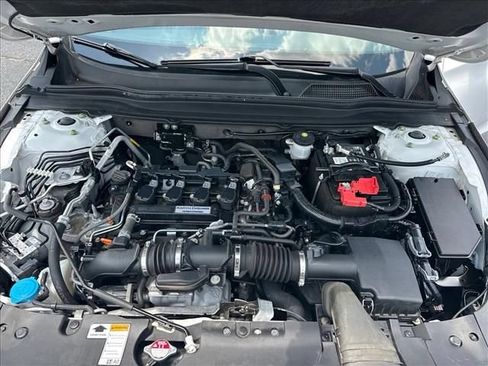 Used 2019 Honda Accord LX image 31