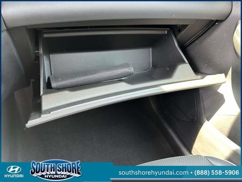 Used 2023 Buick Envision Essence FWD image 39