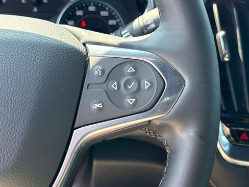 Used 2023 Chevrolet Traverse LT AWD/4WD image 9