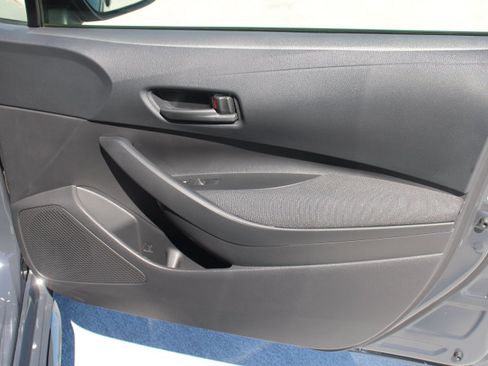 Certified 2025 Toyota Corolla LE FWD image 18