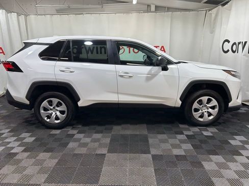 Used 2024 Toyota RAV4 LE image 10