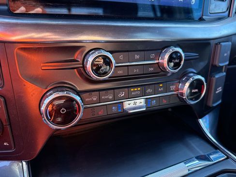 Used 2022 Ford F150 Lariat image 16