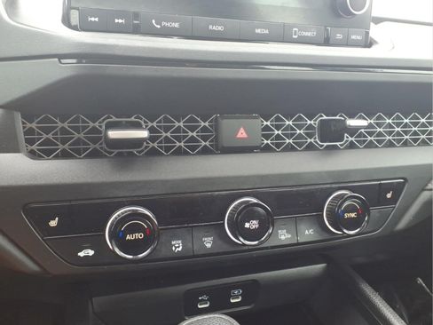 Certified 2024 Honda Accord EX image 19