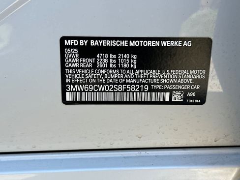 Used 2025 BMW 330i Sedan w/ M Sport Package image 35