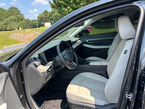 Used 2024 Hyundai Sonata Limited FWD image 40